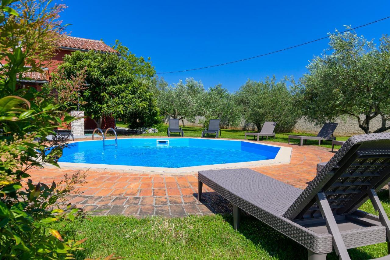 Villa Carla With Private Pool & Kids Playground - Pet Friendly Mutvoran Exterior foto