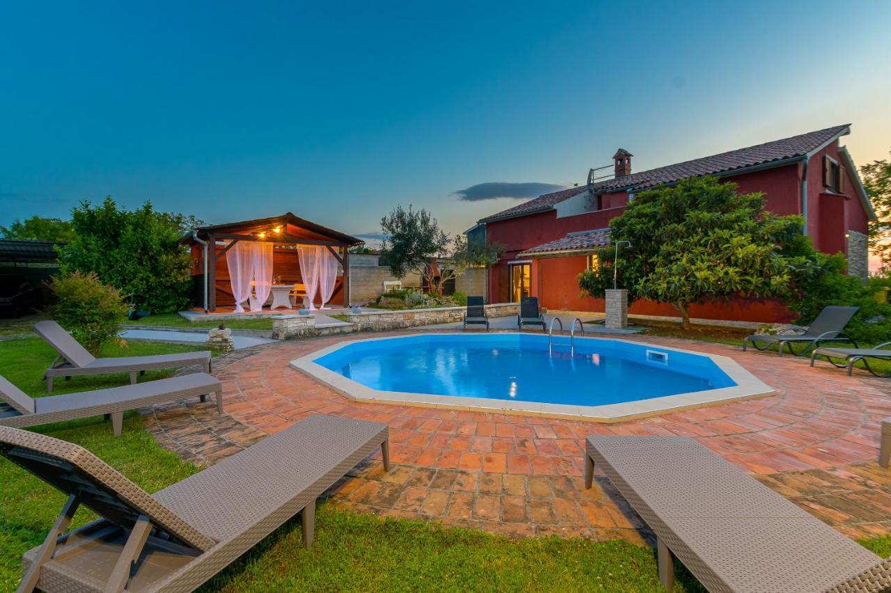 Villa Carla With Private Pool & Kids Playground - Pet Friendly Mutvoran Exterior foto